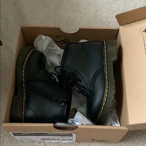 Toddler Dr. Martens 5c EUC